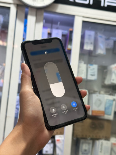 iPhone 11ពណ៌ខ្មៅ 🍏 64GB LLA Battery 91% 🔋 តួស្អាត 99% សំណុំហ្សីន (ធានា1ខែ) តម្លៃល្អបងៗ 📥