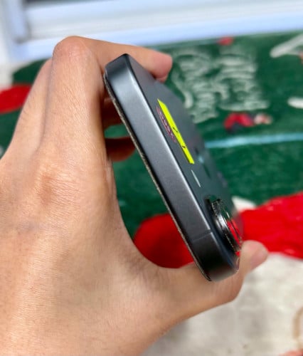 Iphone 17 ទំហំផ្ទុក (256G) Model AA ប្រើ Sim1 & ESIM Color Black