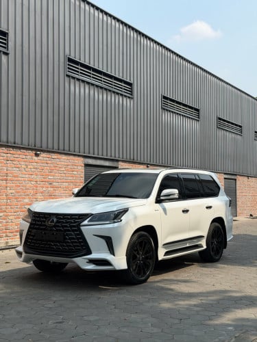 Lexus LX 570 Super Sport Arab 2018