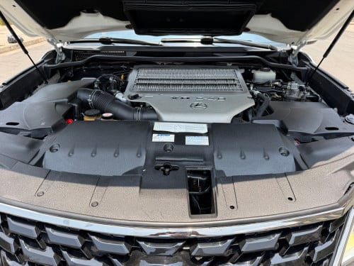 Lexus LX450d ឆ្នាំ2018 V8 ប្រើម៉ាស៊ូត ម្ចាស់ដើម ឡានស្អាត