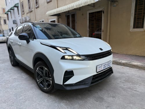 Lynk&Co 06 PHEV សាំង +អាគុយ 1100km