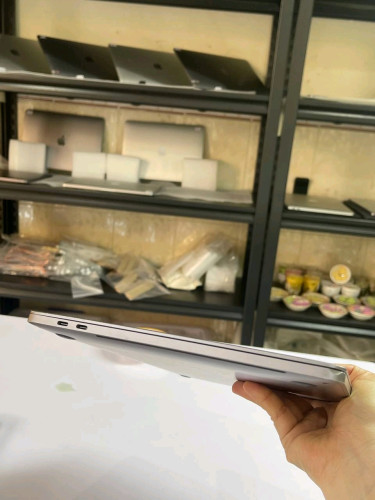 Macbook Pro Year2017 Touch Bar
