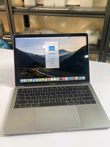 Macbook Pro Year2017 Touch Bar