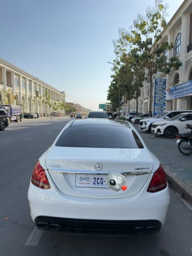 Mercedes-Benz C300 4MATIC 2015