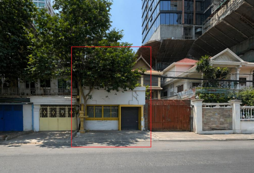 Shophouse for rent in BKK1 ( Great for business )