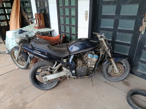 Suzuki Bandit & Yamaha Virago