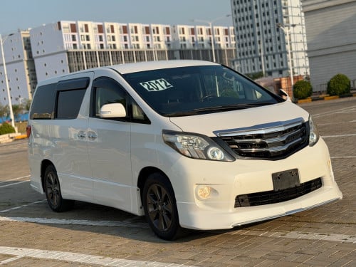 Toyota Alphard 2012 ( កែកញ្ច្រែងឆ្វេងហ្សុីន)