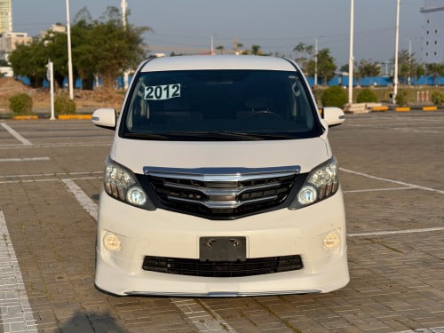 Toyota Alphard 2012 ( កែកញ្ច្រែងឆ្វេងហ្សុីន)