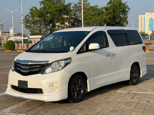 Toyota Alphard 2012 ( កែកញ្ច្រែងឆ្វេងហ្សុីន)