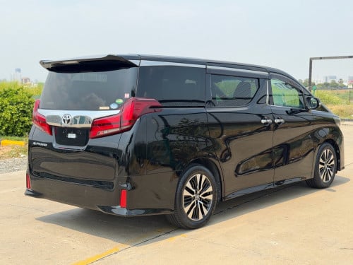 Toyota Alphard 2017 Auto3 up 2021( ក្រដាសពន្ធថ្មី)
