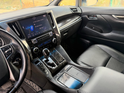 Toyota Alphard 2017 up 2021 ( ក្រដាសពន្ធថ្មី )