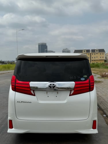 TOYOTA ALPHARD 36500$ ចរចារបាន