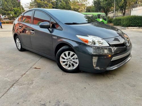Toyota Prius​ 2013 Plugin