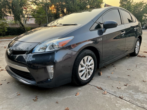 Toyota Prius​ 2013 Plugin