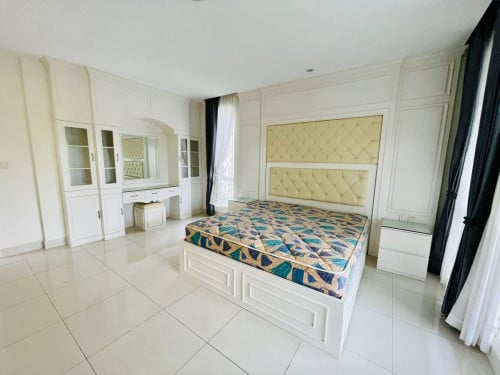 Villa for RENT! • Location: Borey PH Boueng Snor.