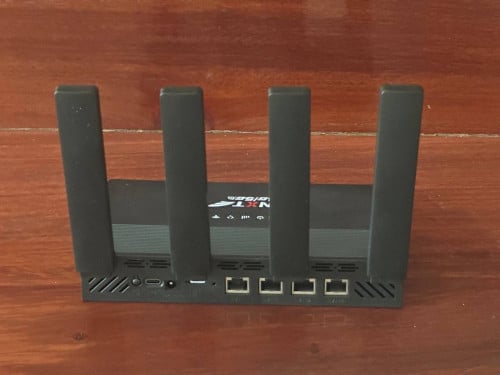 ដុំ WiFi ចល័តប្រើថ្ម គុណភាពខ្ពស់ ធានាថាដើលឿន 10