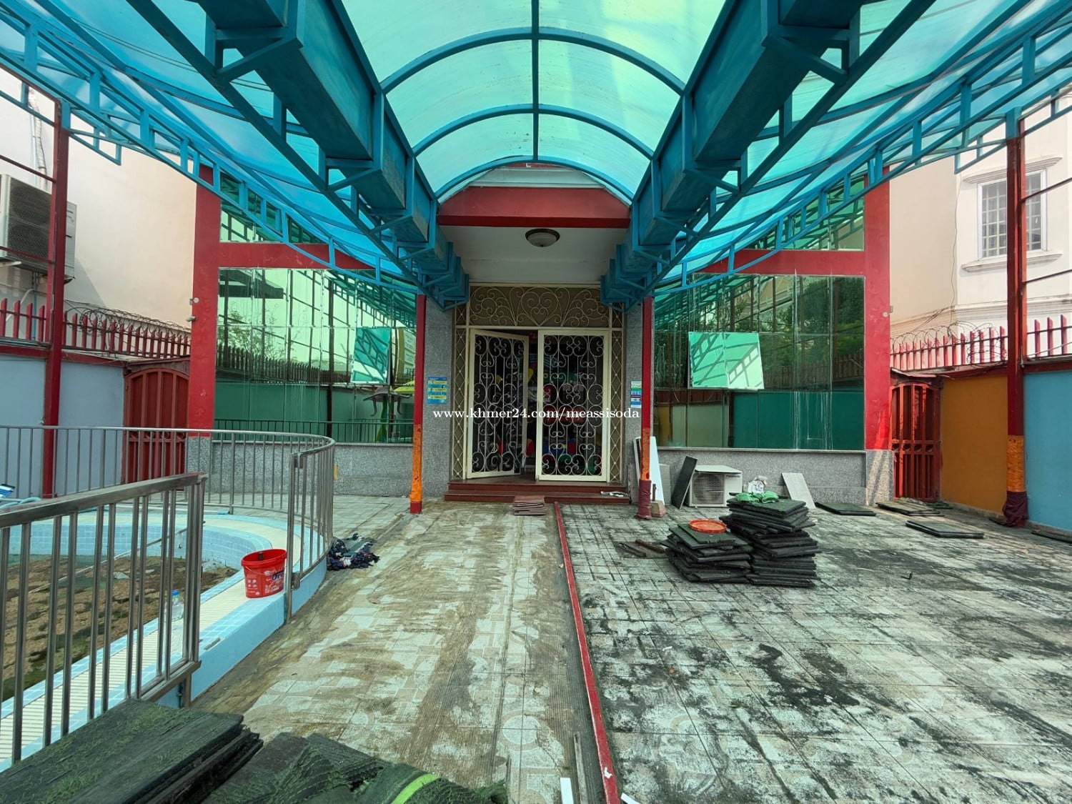 Building for Rent in Boeng Trabek – Ideal for School or Hospital