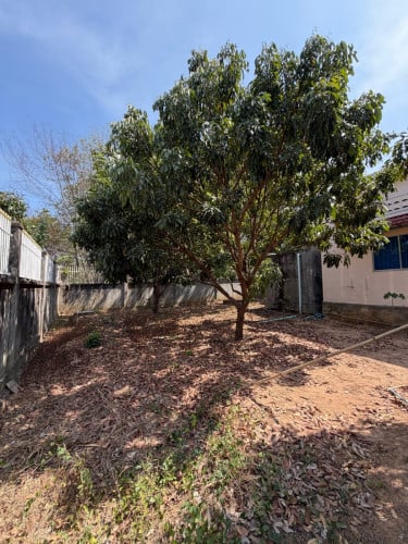 ផ្ទះវីឡាលំហែជាប់ជើងភ្នំផ្លូវមកទឹកឈូរ កំពត