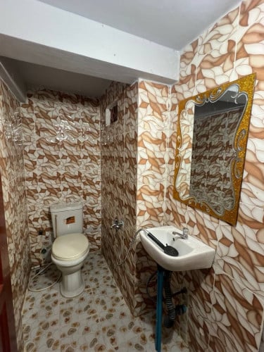 ក្បែរវត្តអង្គតាមិញ