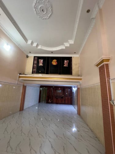ក្បែរវត្តអង្គតាមិញ