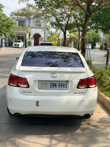 ឡានលក់