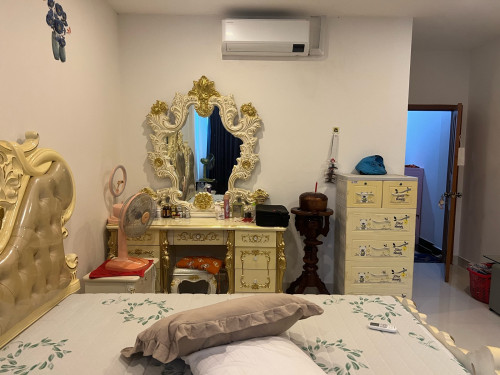លក់ធូរៗ