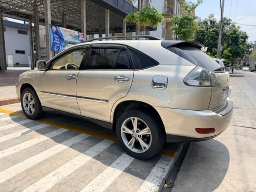ឡានលក់បន្ទាន់ម្ចាស់កុនលុយ