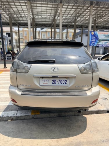 ឡានលក់បន្ទាន់ម្ចាស់កុនលុយ