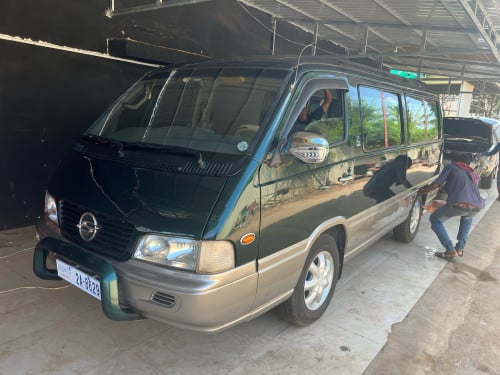 សាមយ៉ុង ឆ្នាំ 2000  15កៅអី