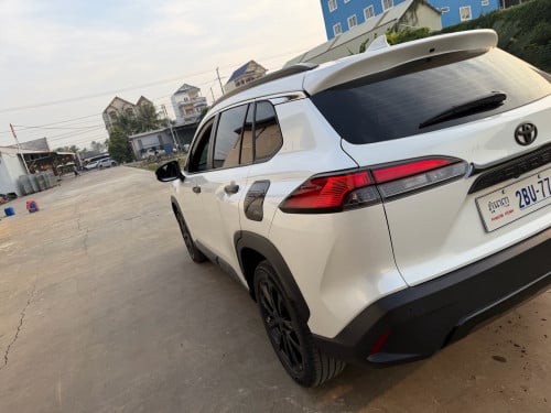 ឡានលក់ឆ្នាំ2022ទឹកថ្នាំសុីនមួយជុំលក់