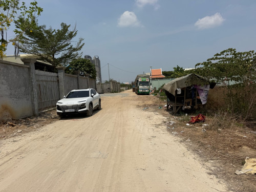 ដីលក់នៅជិតផ្លូវ92