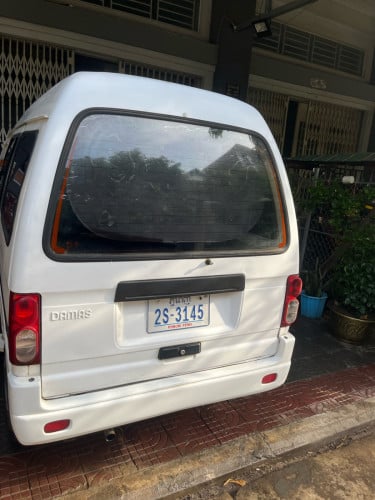 រថយន្ត Daewoo LPG ដើមឆ្នាំ ២០១២