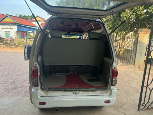 រថយន្ត Daewoo LPG ដើមឆ្នាំ ២០១២
