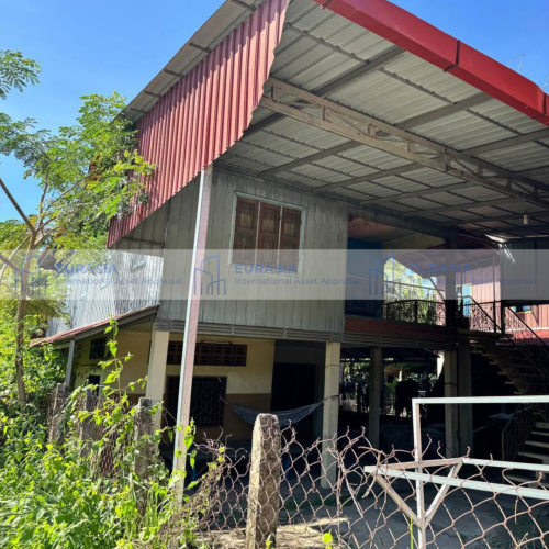 ផ្ទះអាជីវកម្ម និងឃ្លាំងជាប់ផ្លូវជាតិលេខ១ | NR1 Business House & Warehouse