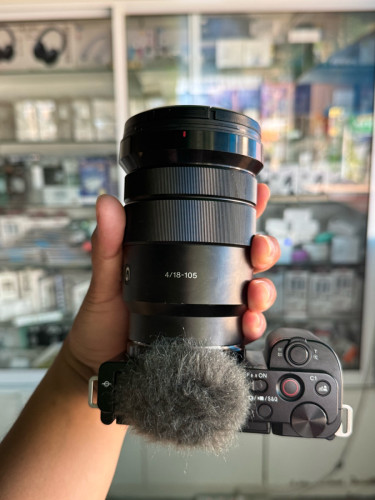 ចង់លក់លែន Sony 18-105 g f4