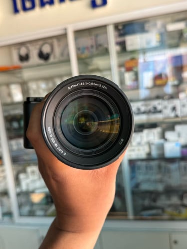 ចង់លក់លែន Sony 18-105 g f4