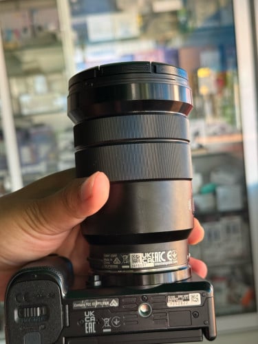 ចង់លក់លែន Sony 18-105 g f4