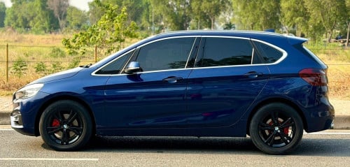 🔥BMW218I 015V4សាំង Fullឡានស្អាតម៉ាសុីនប្រអប់លេខអ៊ែម ក្នុងលឿង