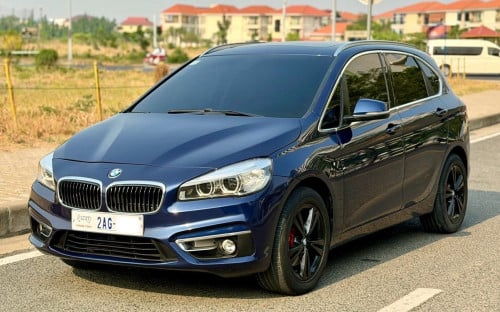 🔥BMW218I 015V4សាំង Fullឡានស្អាតម៉ាសុីនប្រអប់លេខអ៊ែម ក្នុងលឿង