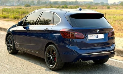 🔥BMW218I 015V4សាំង Fullឡានស្អាតម៉ាសុីនប្រអប់លេខអ៊ែម ក្នុងលឿង