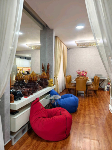 ផ្ទះលក់ Villa ភ្លោះ ផ្ទះនៅកែងផ្លូវ ( ចចារបានទៀតបងៗ )