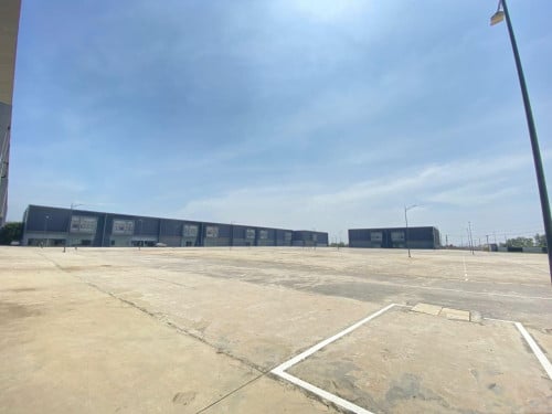ឃ្លាំងជួលនៅតាខ្មៅ |Warehouse Takmao