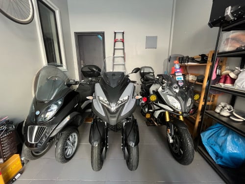 1200RS (BMW) ប្រញ៉ាប់លុយ