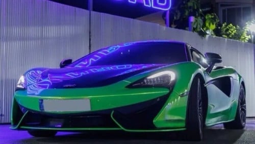 2016 McLaren 570S Coupe សុីនពណ៍ខ្មៅ ✨