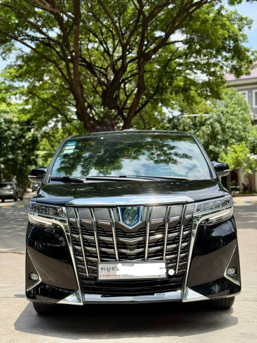 Alphard 2018 urgent sale