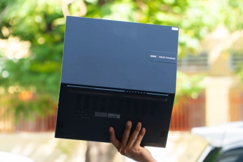 ASUS Vivobook X1404VA