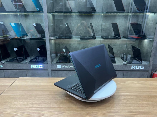 Asus X570ZD (Gaming&Design)