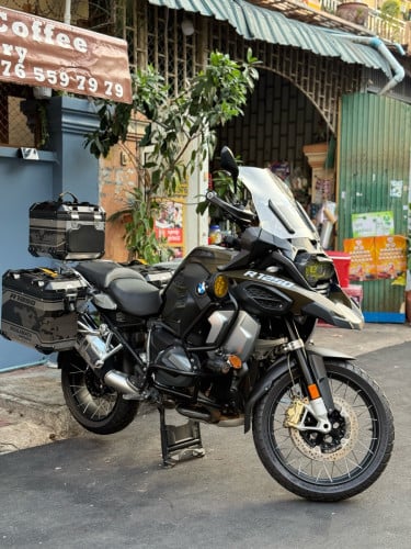 BMW GS1250 2020ពន្ធពេញម្ចាស់ដេីម ម៉ូតូស្អាត