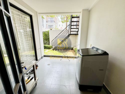 Corner Twin A Villa for Rent in Borey Penghouth Boeung Snor