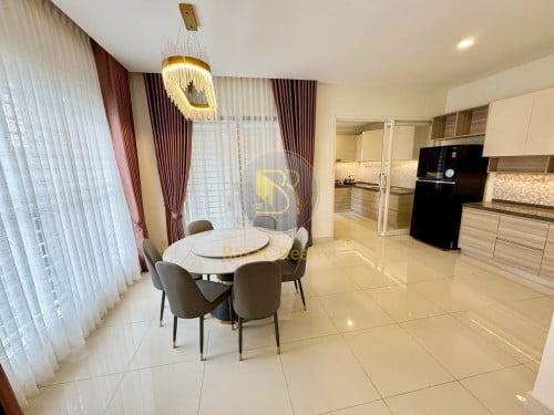 Corner Twin A Villa for Rent in Borey Penghouth Boeung Snor